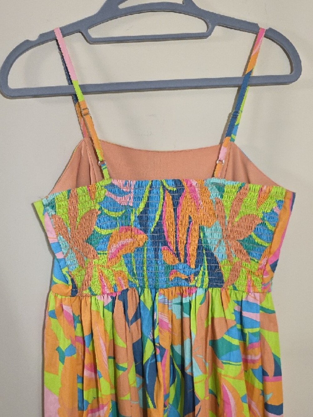 Sincerely Jules Tropical Print Smocked Back Midi Dress - Picture 4 of 5